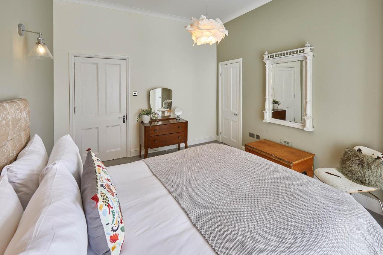 Host & Stay - One Mulgrave Place Whitby Kültér fotó
